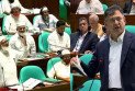 স্বরাষ্ট্রমন্ত্রীর জন্য সংসদে দুই হাত তুলে দোয়া করলেন জামায়াত আমির